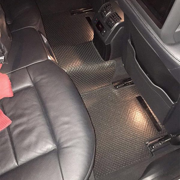 tấm lót sàn ô tô Mercedes E Class W212 màu đen