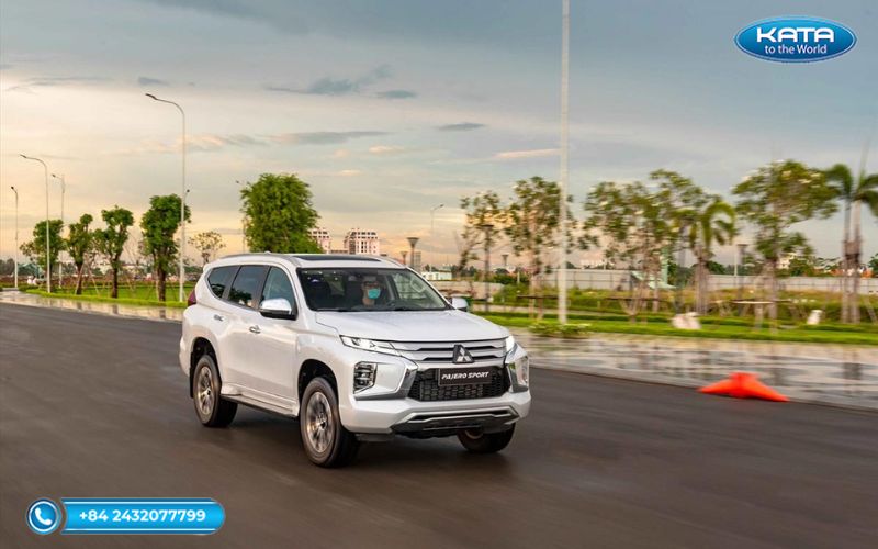 Mitsubishi Pajero Sport mẫu xe off-road ấn tượng được ưa chuộng tại Việt Nam