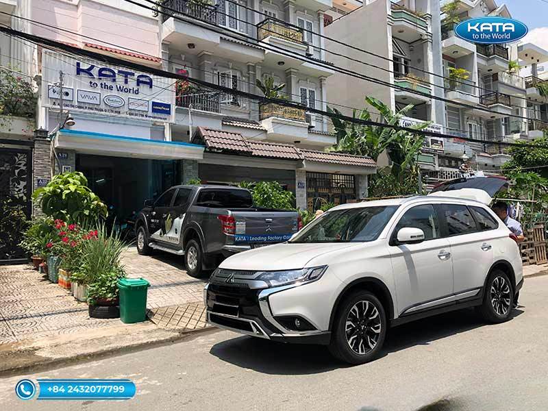 Thảm lót sàn ô tô Mitsubishi Outlander 2021 thương hiệu KATA 