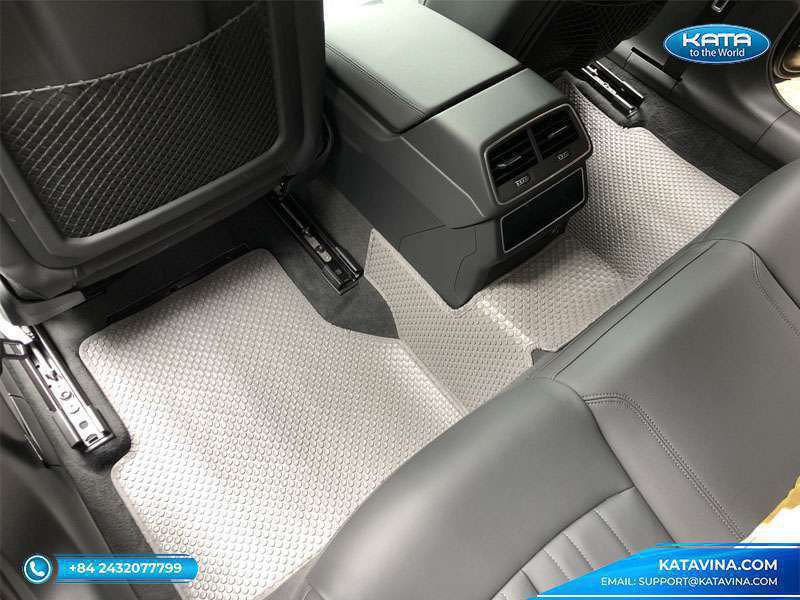 ​Thảm lót sàn ô tô Audi A8 2022 cao cấp giúp bảo vệ xe toàn diện