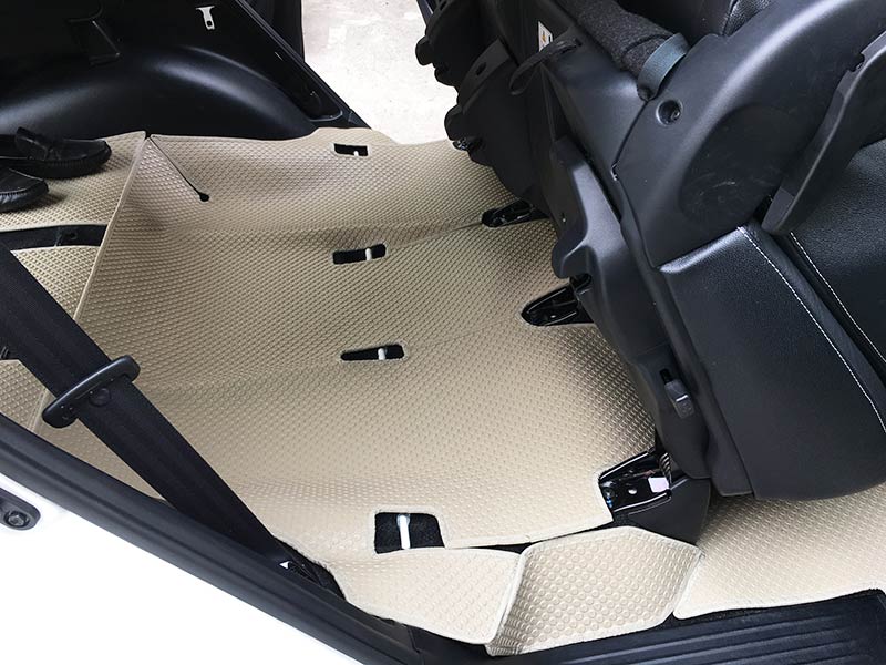 thảm lót sàn cao su Toyota Fortuner 2008 – 2016