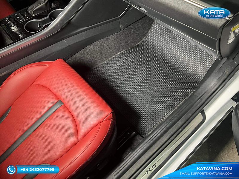 Thảm lót sàn xe hơi KIA K5 2022 của KATA có thiết kế thông minh, bám chắc vào mặt sàn