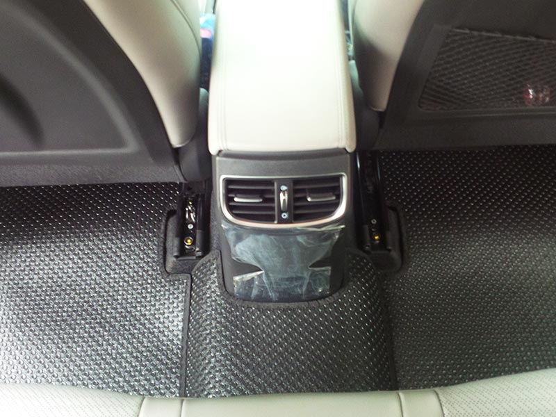 Thảm lót sàn ô tô Hyundai Grand i10 an toàn cho sức khỏe