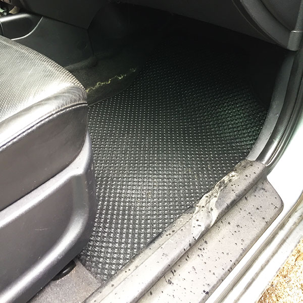 Phụ kiện lót sàn ô tô cho Hyundai I30 