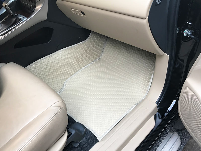 thảm lót sàn cao su Mitsubishi Pajero Sport 2021
