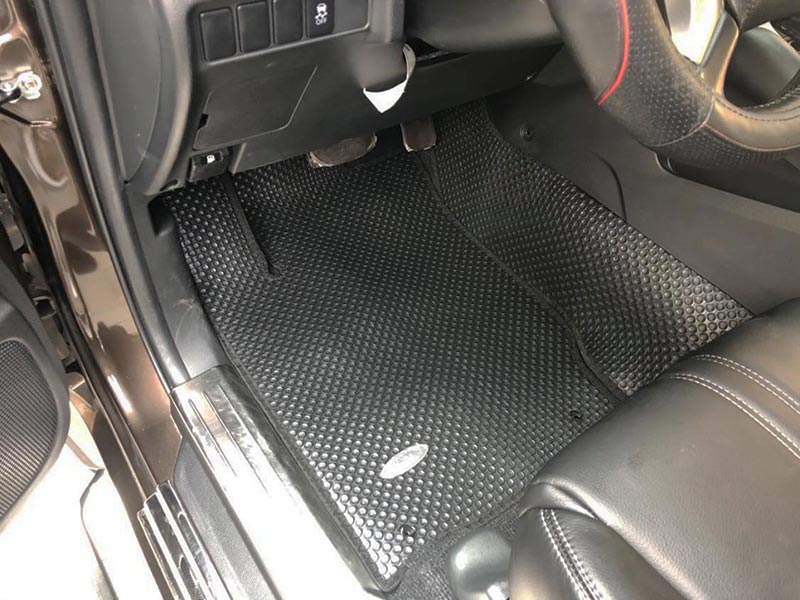 thảm cao su lót sàn ô tô Mitsubishi Pajero Sport 2021