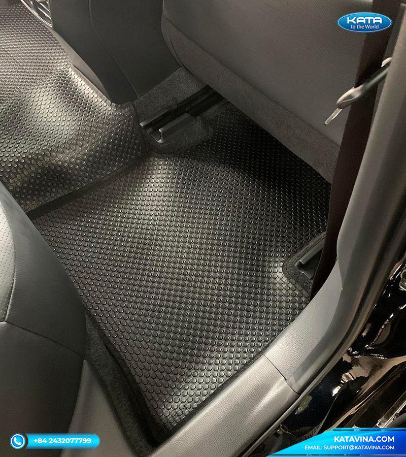Thảm sàn ô tô Toyota Corolla Altis 2022 hoàn toàn không thấm nước hay ẩm mốc