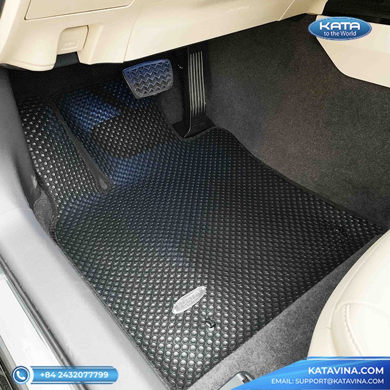Thảm trải sàn ô tô Genesis GV70 2022 của KATA được khách hàng ưa chuộng