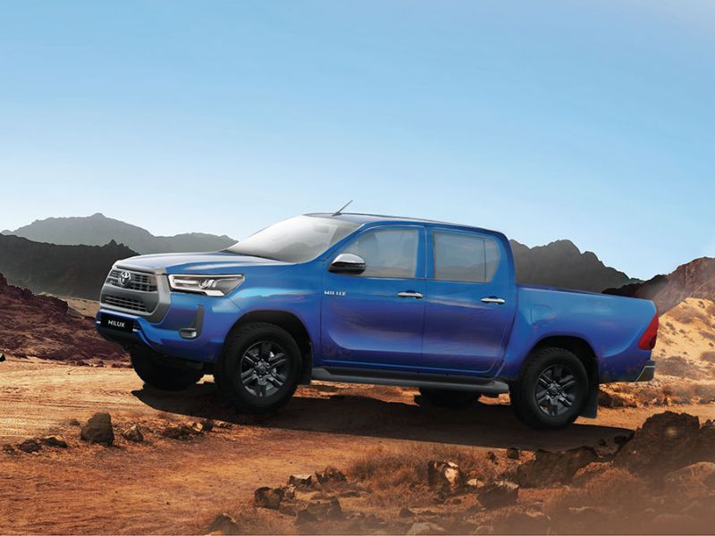 Toyota Hilux 2.4L 4x2 AT 2024 mẫu xe bán tải được ưa chuộng nhất tại Việt Nam