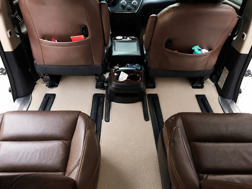Thảm lót sàn cao su Toyota Sienna hàng ghế sau