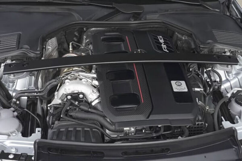 Mercedes-AMG C63 S E Performance vận hành bền bỉ, êm ái