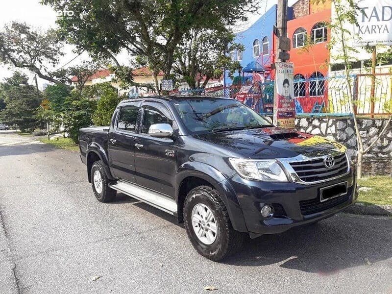 Toyota Hilux 2012 sở hữu nhiều tiện nghi nổi bật