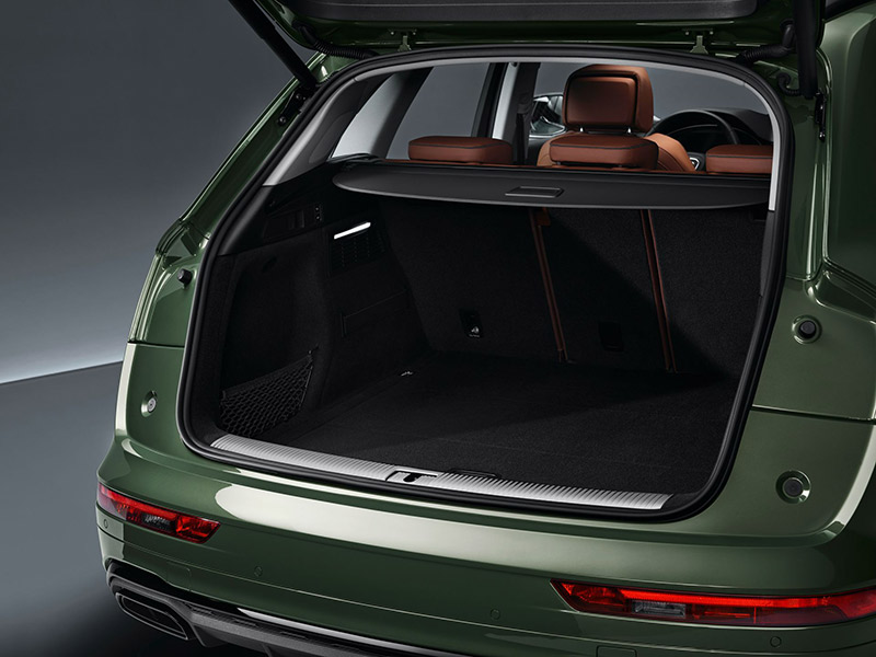 Audi Q5 2021 khoang chứa đồ
