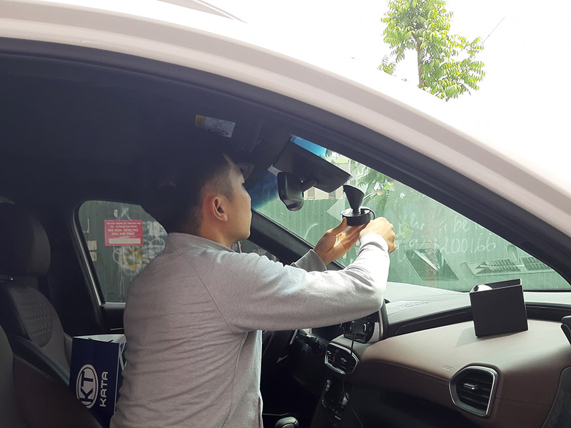 Lắp camera hành trình cho ô tô tại Thái Nguyên