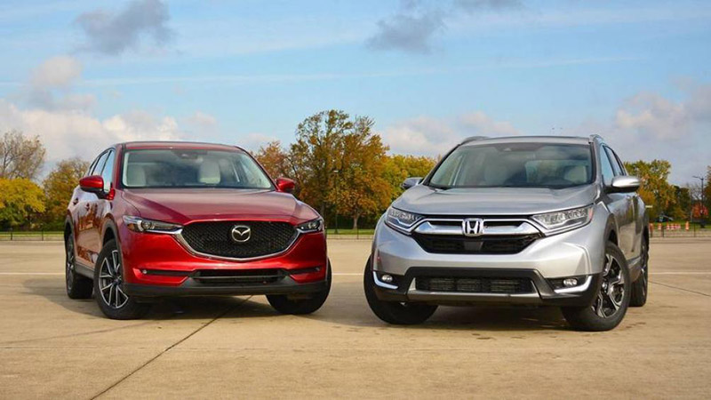 Honda CRV nhập khẩu Thái Lan và Mazda CX-5 lắp ráp
