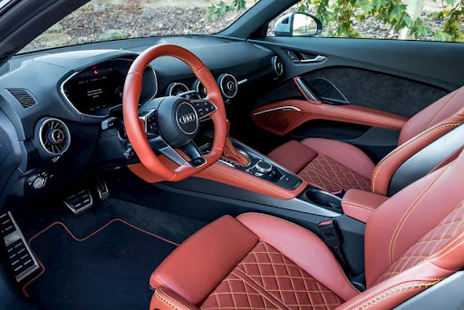  Audi TT 2021 được trang bị nội thất tiện nghi