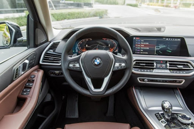 Nội thất sang trọng của BMW X5 2021