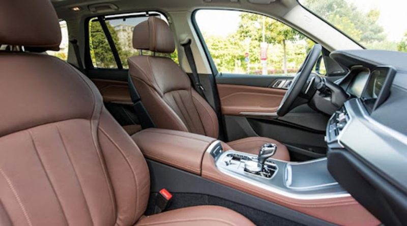 BMW X5 2021 có khoang ghế ngồi rộng rãi