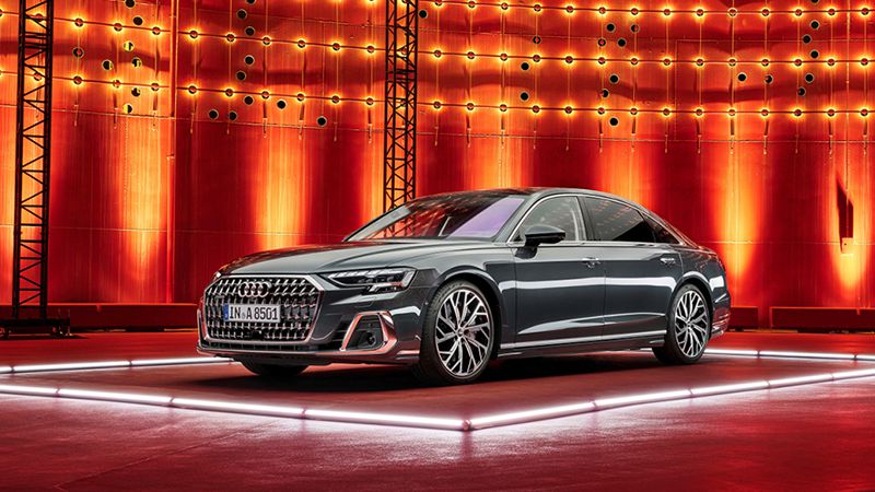 Audi A8 2022 được nâng cấp từ ngoại hình, nội thất đến công nghệ để sẵn sàng bứt phá