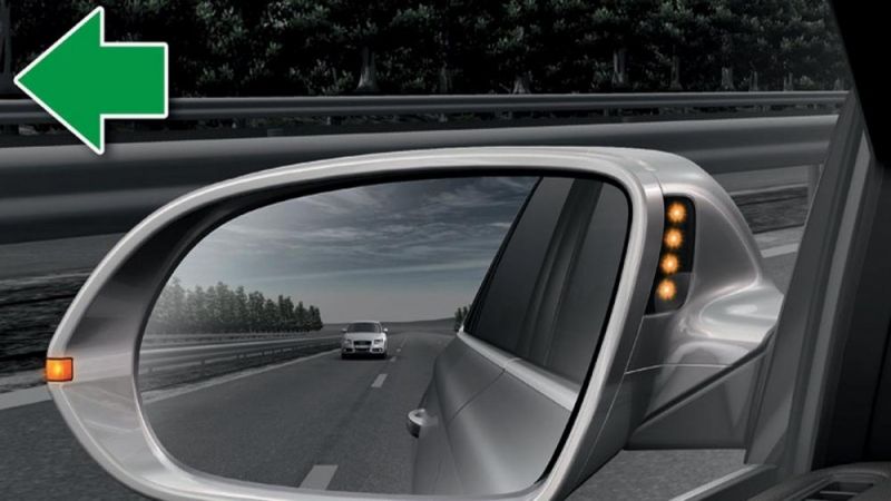 Điều chỉnh gương chiếu hậu để khắc phục điểm mù ô tô