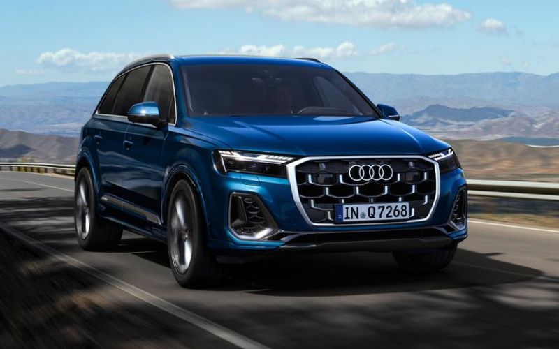 Giá xe Audi Q7 từ  3.77 tỷ đồng đến 4.22 tỷ đồng