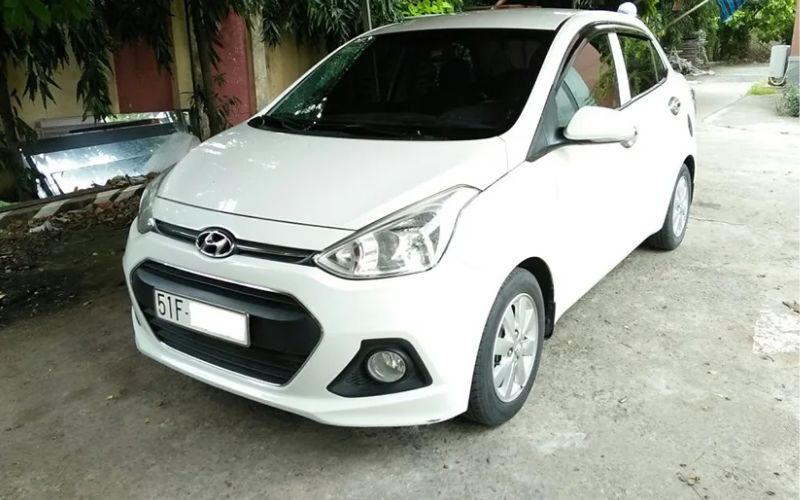 Hyundai i10 2016 cũ giữ nguyên so với đời 2015 với 9 phiên bản