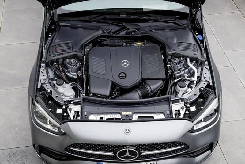 Mercedes C Class 2022 chỉ sử dụng động cơ 4 xi lanh