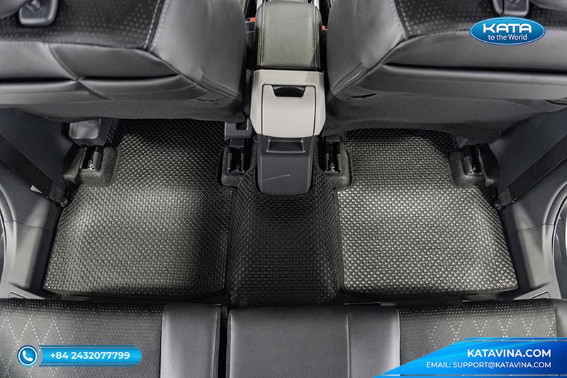 Thảm ô tô Toyota Corolla Cross GR Sport 2022 của KATA hỗ trợ chống ồn hiệu quả