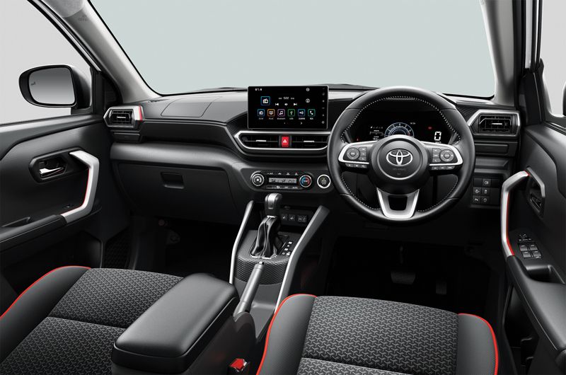 Toyota Raize 2021 sử dụng vô lăng 3 chấu tích hợp lẫy chuyển số