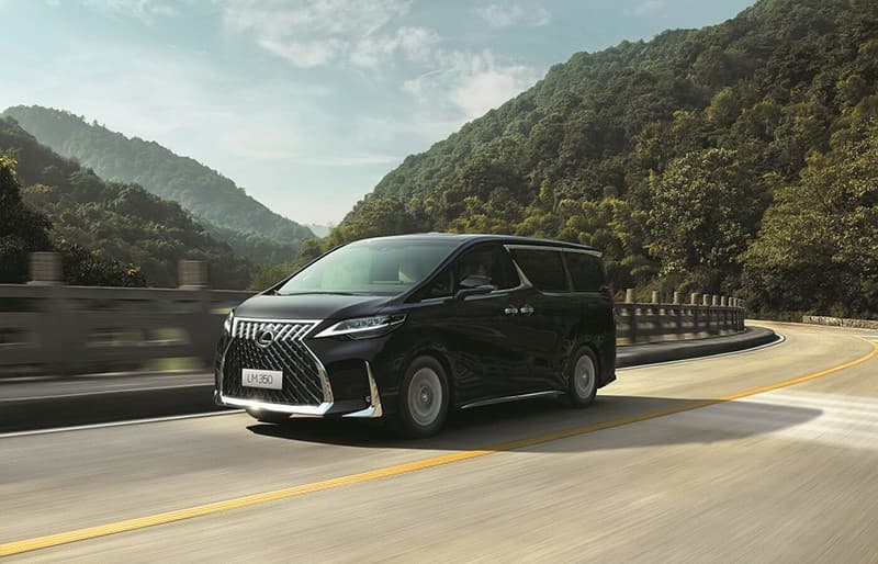 LEXUS LM 350 2021 7 chỗ