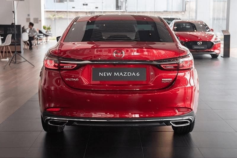 Thiết kế phần đuôi xe Mazda 6 2023 