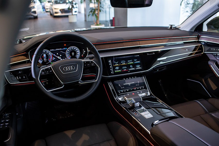 Nội thất Audi A8L 2022