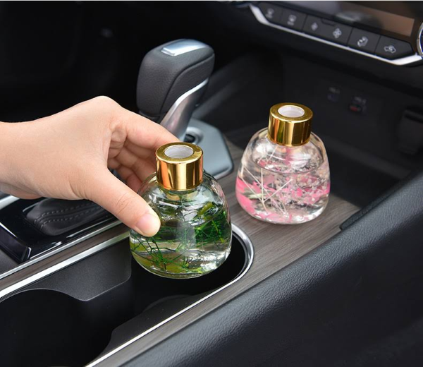 Nước hoa xe hơi giúp không gian xe luôn thơm mát và dễ chịu