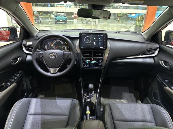 nội thất Toyota Vios
