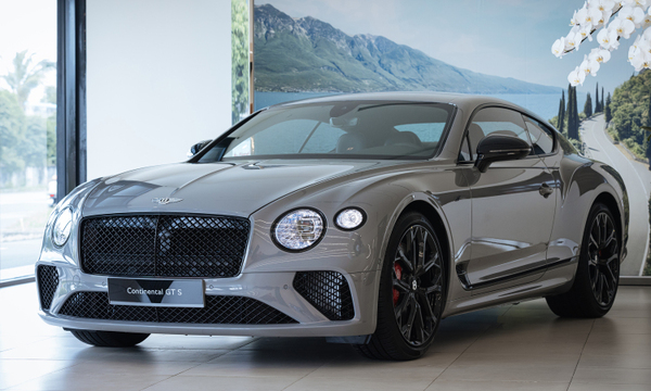 Bentley Continental 2023 công bố giá niêm yết là 19 tỷ 548 triệu