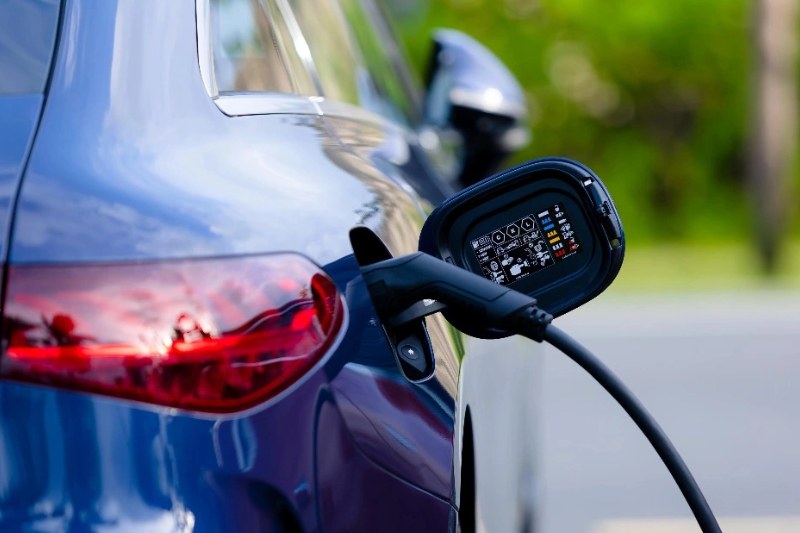 Cách vận hành xe cũng ảnh hưởng đáng kể đến mức tiêu hao pin